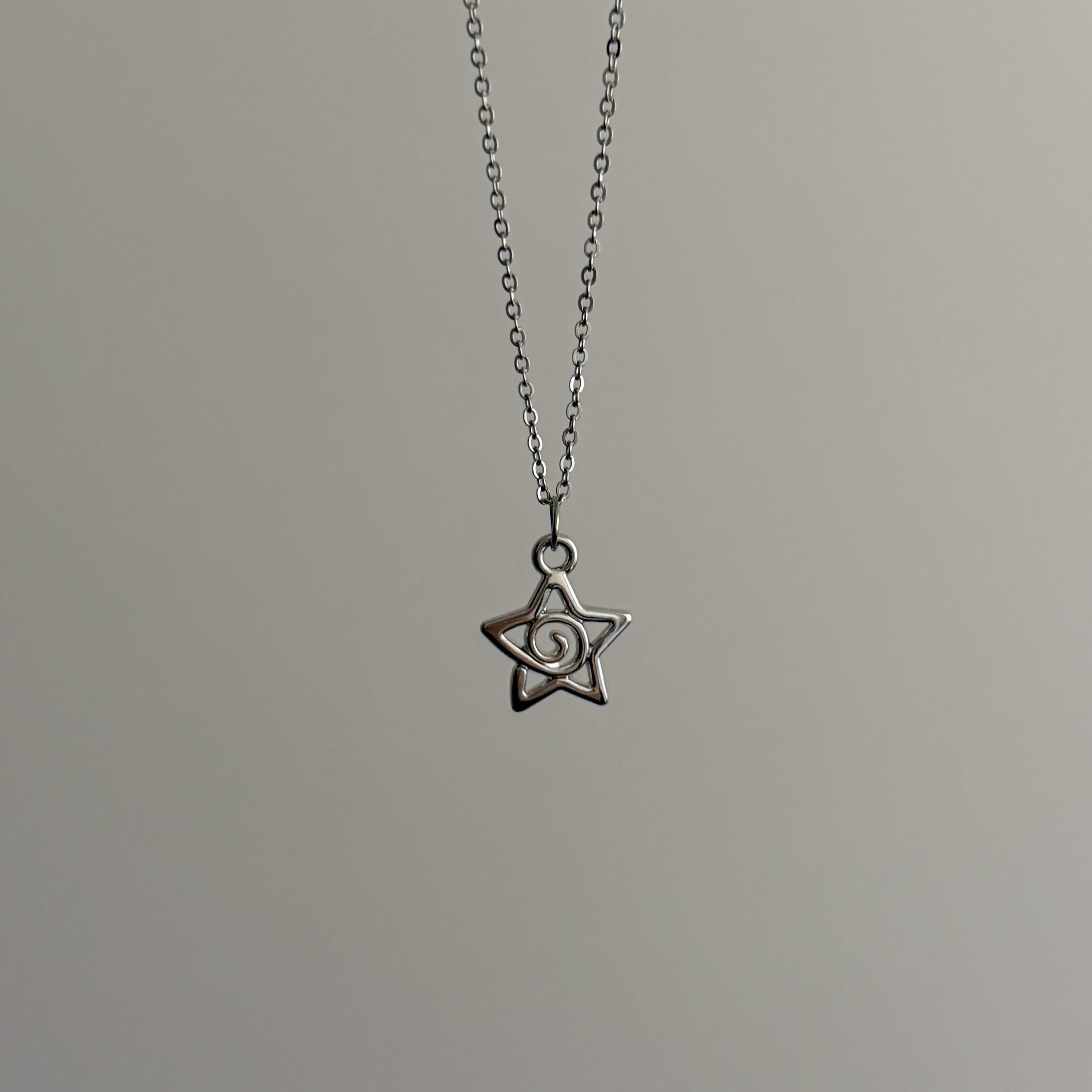 گردنبند ستاره اسپیرال