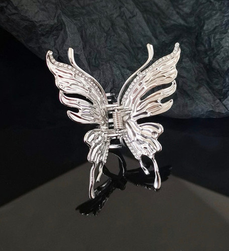 کلیپس butterfly